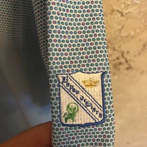 Peter Millar Golf Shirt XL worn less than 10x